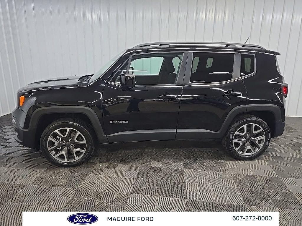 Used 2016 Jeep Renegade Latitude w/ Cold Weather Group AWD/4WD image 6