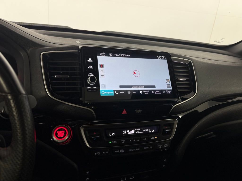 Used 2025 Honda Ridgeline Black Edition image 16
