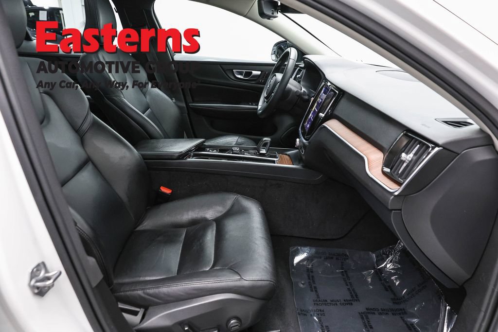 Used 2022 Volvo S60 B5 Inscription FWD image 24