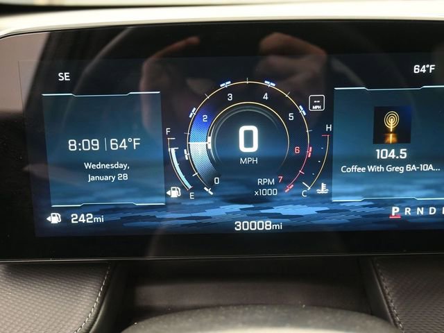 Used 2025 Chevrolet Equinox LT w/ Convenience Package II image 9