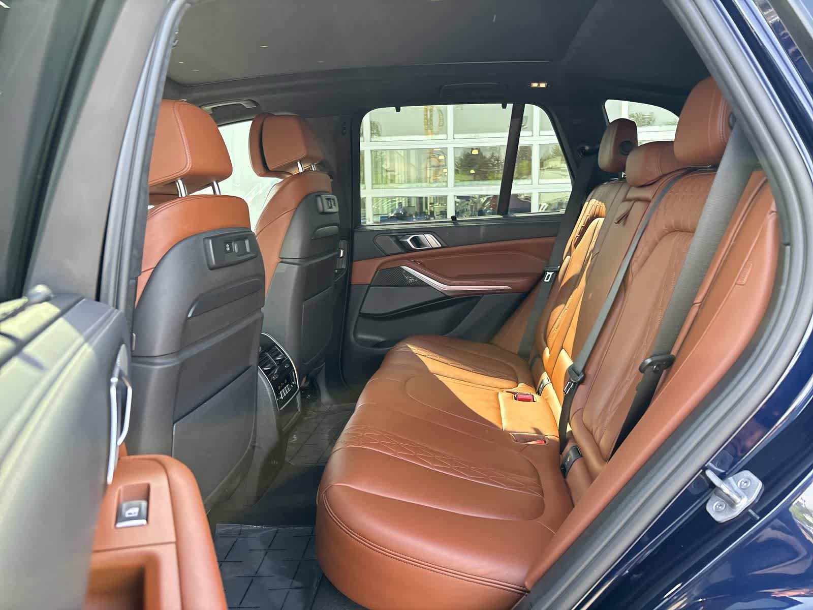 Used 2022 BMW X5 M50i w/ Executive Package AWD/4WD image 8