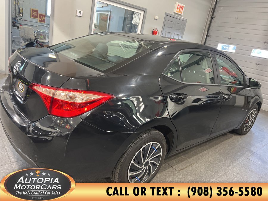 Used 2018 Toyota Corolla LE FWD image 5