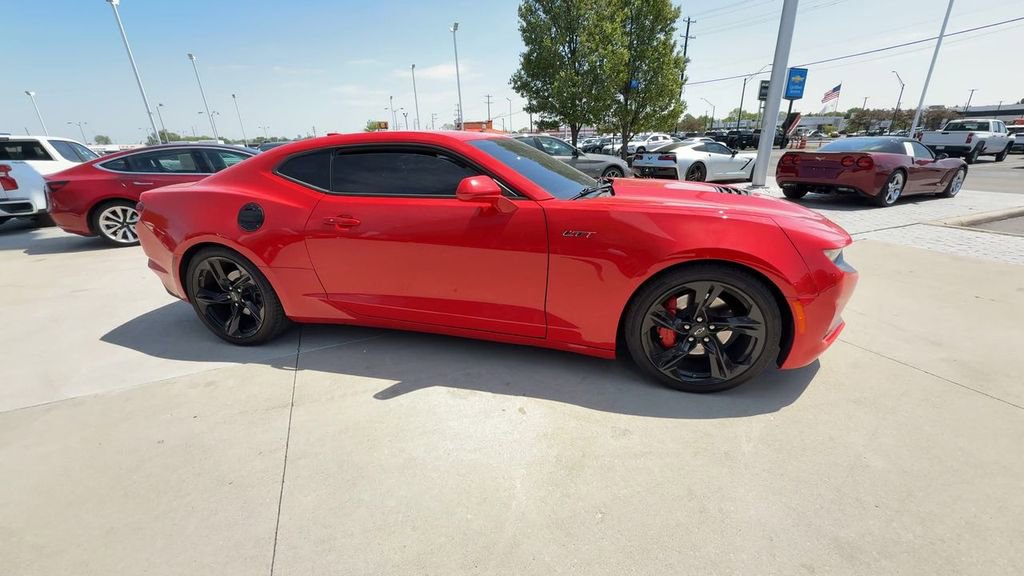 Used 2022 Chevrolet Camaro LT RWD image 9