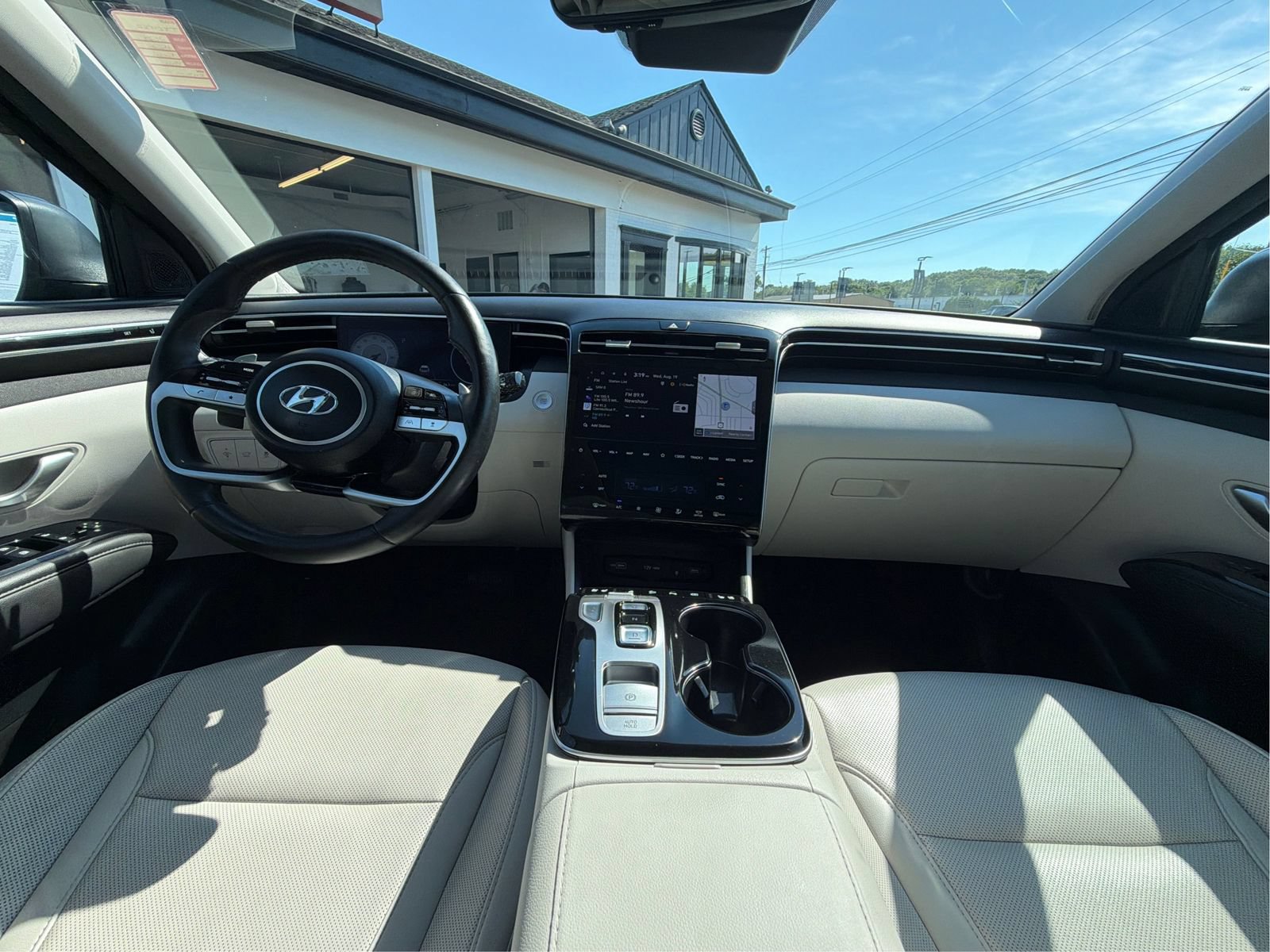 Certified 2024 Hyundai Tucson Limited AWD/4WD image 27