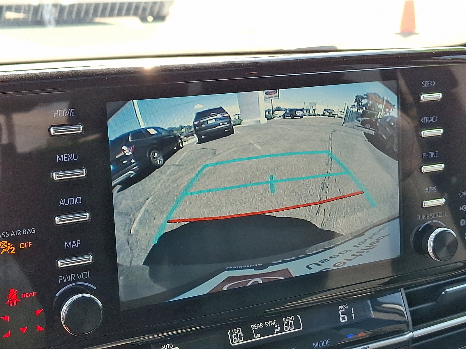 Certified 2023 Toyota Sienna XSE w/ XSE Plus Package image 21