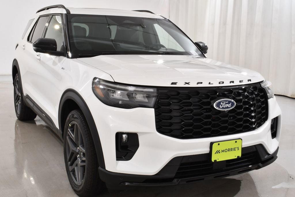 New 2026 Ford Explorer ST-Line w/ ST-Line Street Pack AWD/4WD image 4