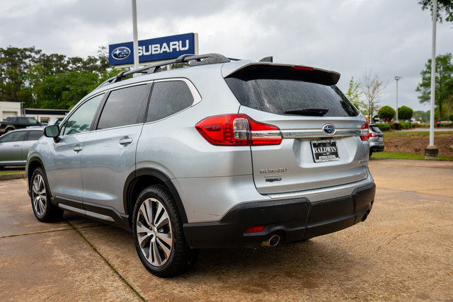 Used 2022 Subaru Ascent Limited w/ Technology Package AWD/4WD image 16