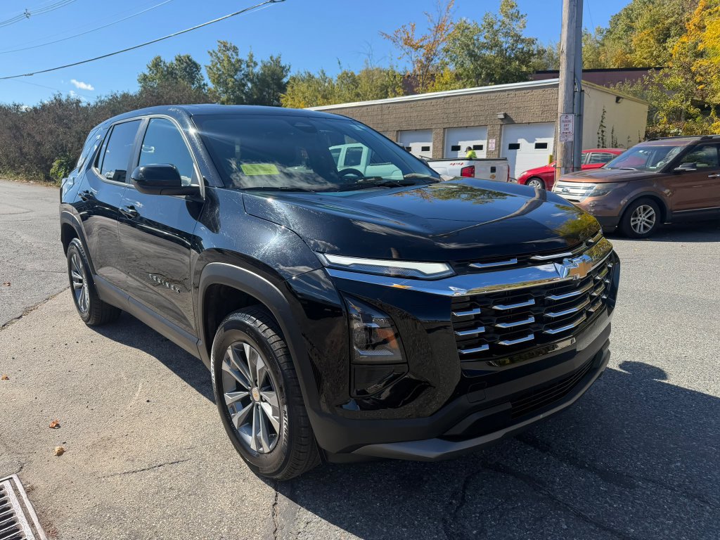 Used 2026 Chevrolet Equinox LT AWD/4WD image 7