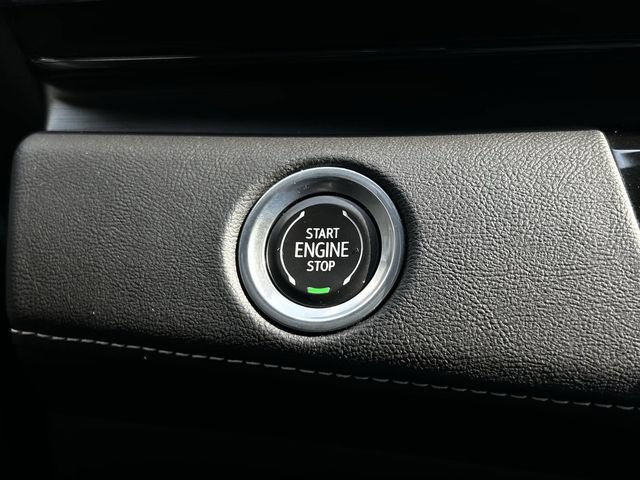 Used 2021 Cadillac Escalade Sport AWD/4WD image 25