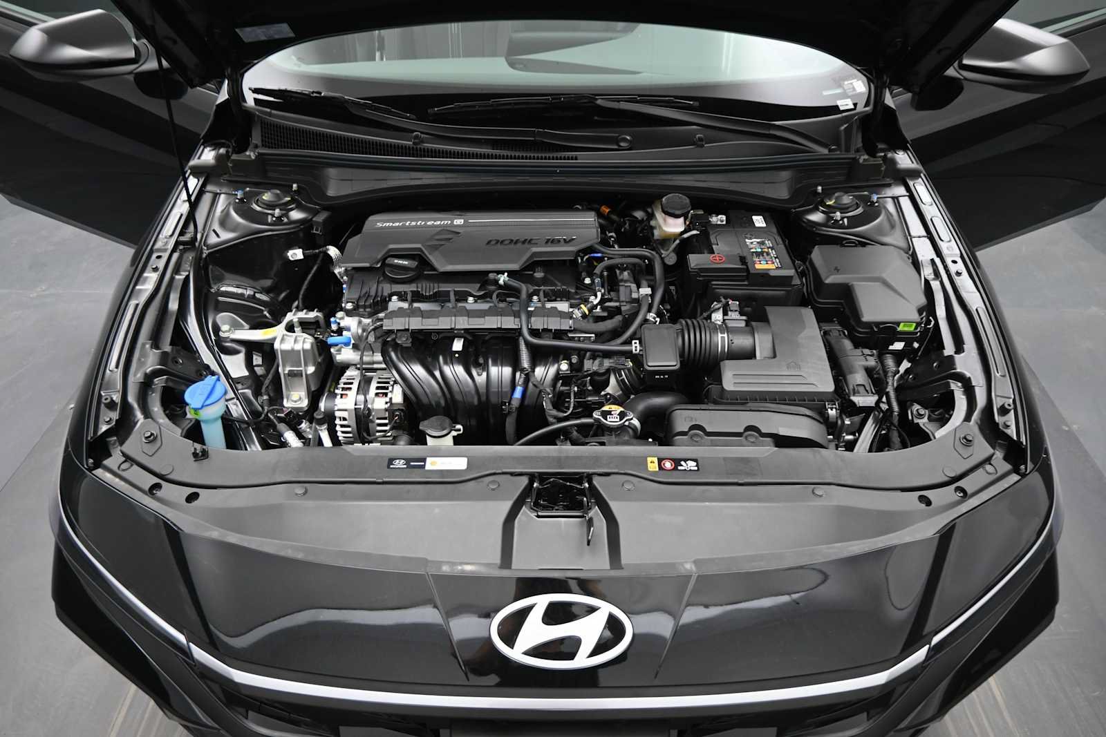 New 2026 Hyundai Elantra Sport FWD image 24