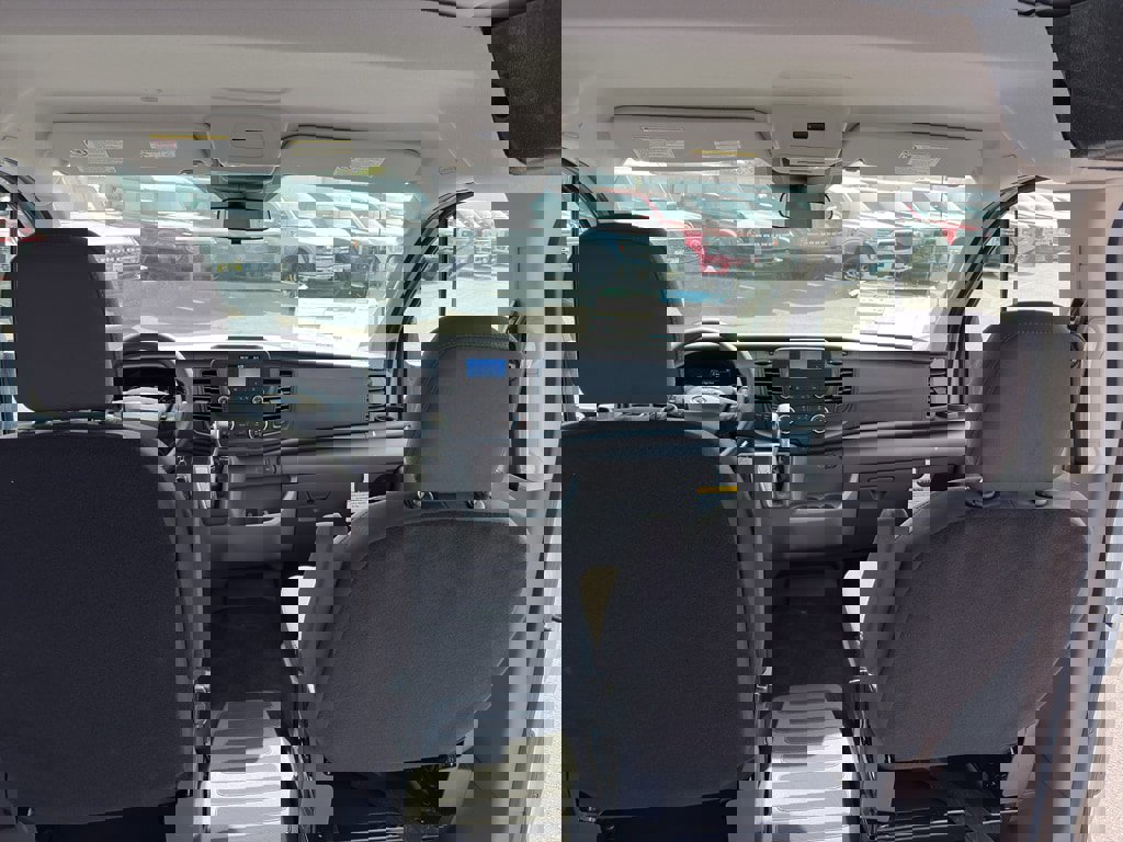 New 2025 Ford Transit 250 Low Roof image 21