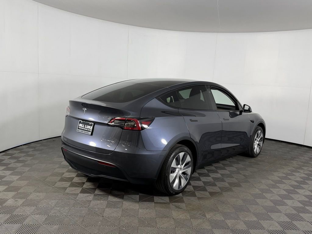 Used 2024 Tesla Model Y Long Range image 5