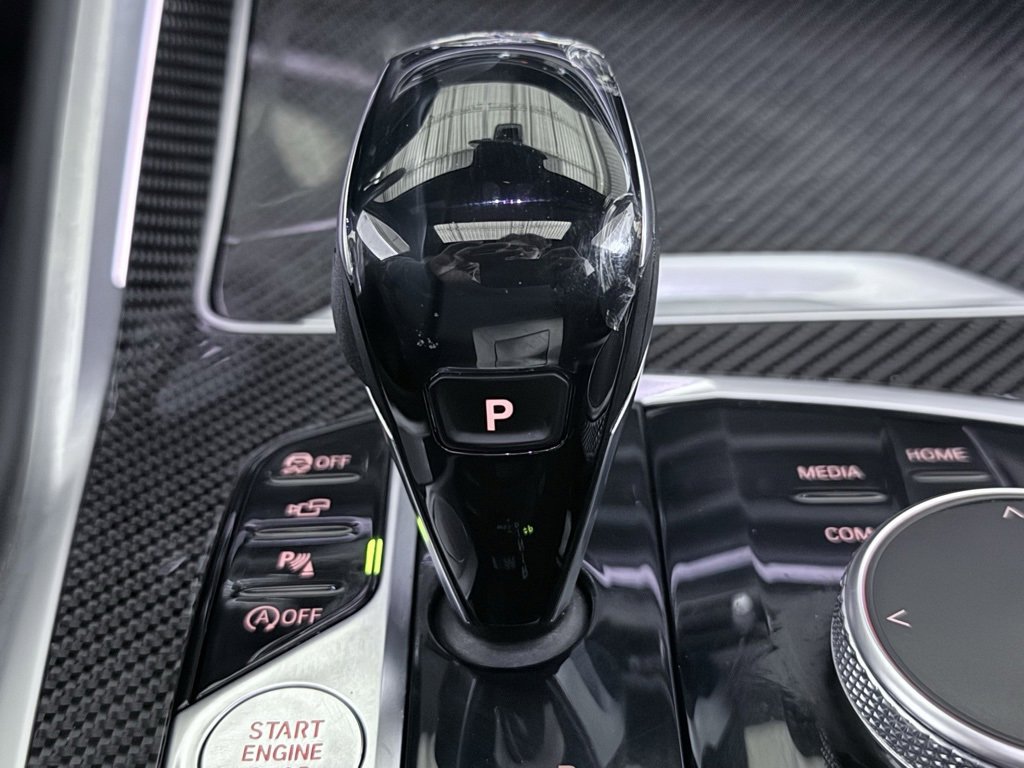 Used 2020 BMW X6 M50i w/ Executive Package image 41