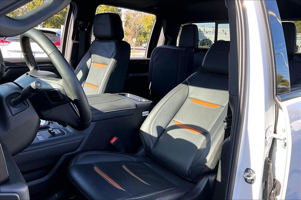 Used 2025 GMC Sierra 2500 AT4 w/ AT4 Premium Plus Package image 20