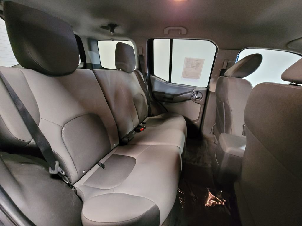 Used 2013 Nissan Xterra S image 8
