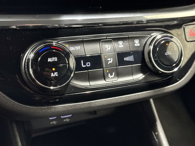 Certified 2025 Buick Envista Sport Touring FWD image 19