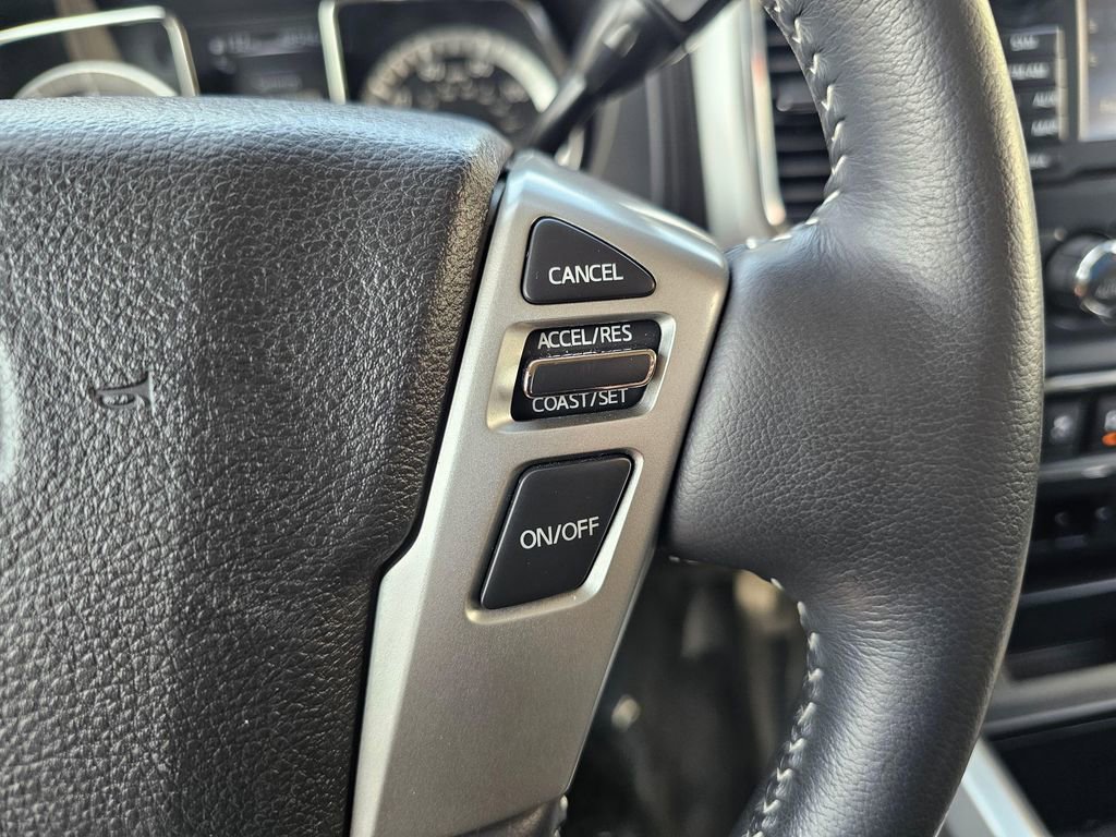 Used 2018 Nissan Titan PRO-4X w/ Pro-4x Convenience Package AWD/4WD image 37