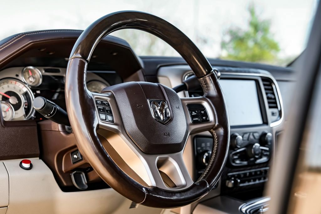 Used 2017 RAM 3500 Laramie Longhorn image 16