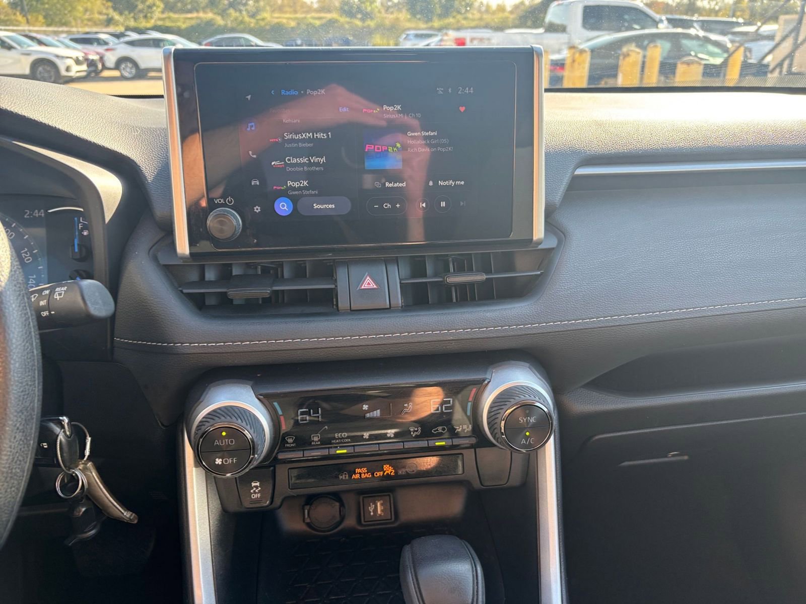 Used 2025 Toyota RAV4 LE image 18