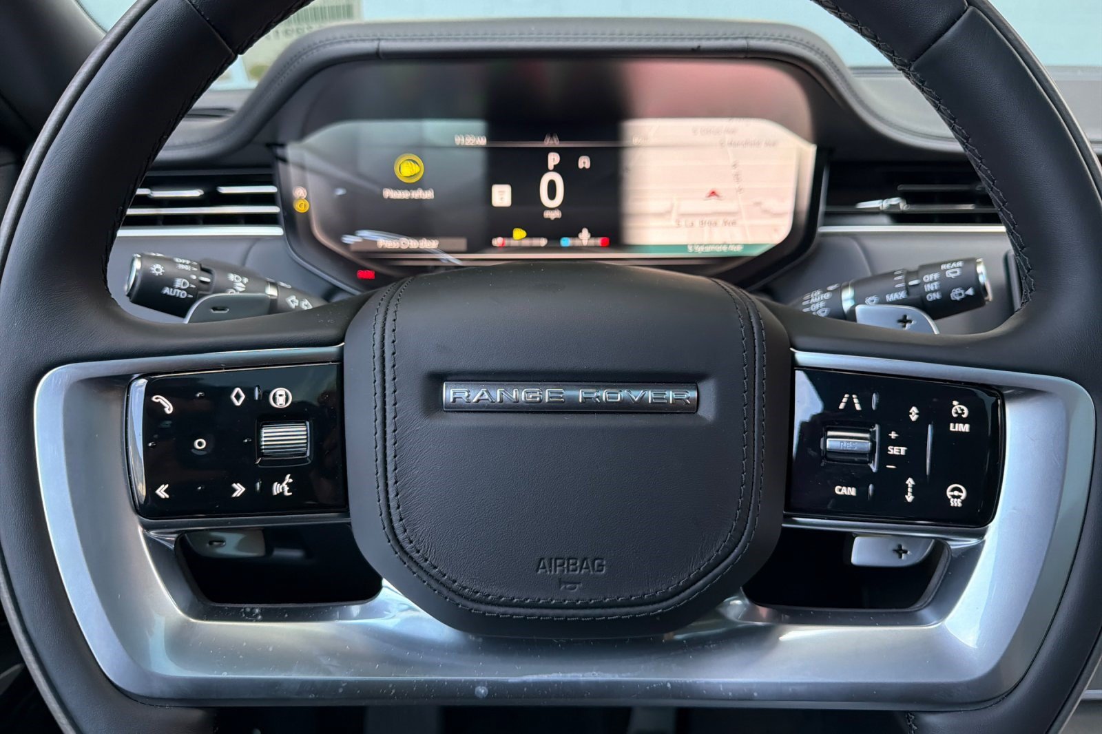 New 2026 Land Rover Range Rover SV AWD/4WD image 11