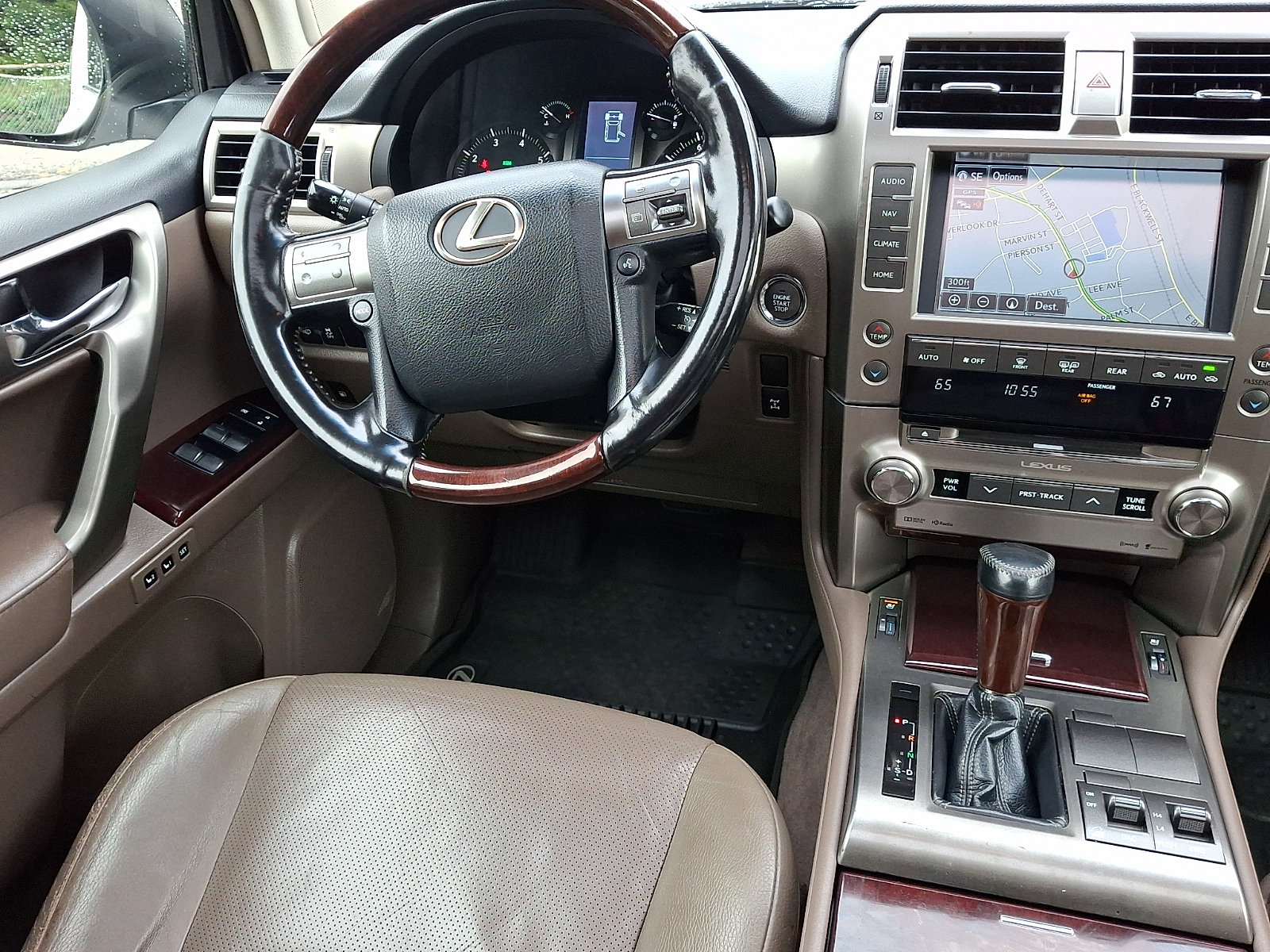 Used 2017 Lexus GX 460 AWD/4WD image 14