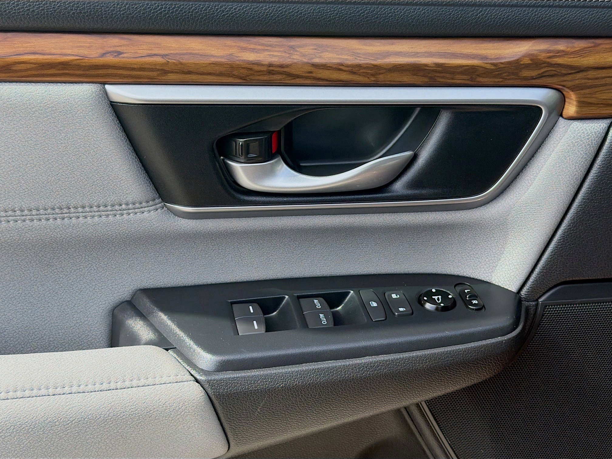 Certified 2019 Honda CR-V EX image 18