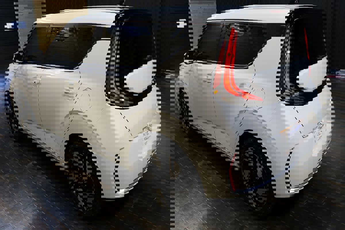 Used 2023 Kia Soul GT-Line image 3