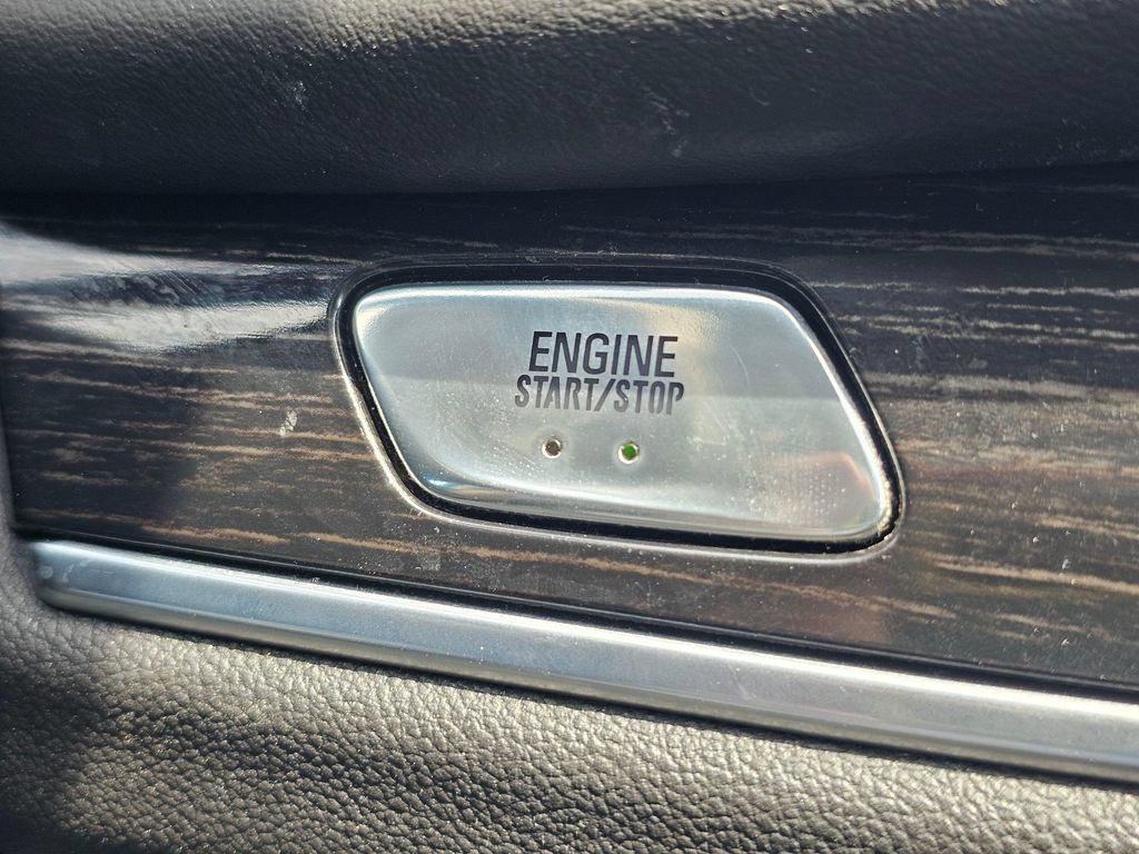 Used 2019 Buick Enclave Avenir w/ Avenir Technology Package AWD/4WD image 34