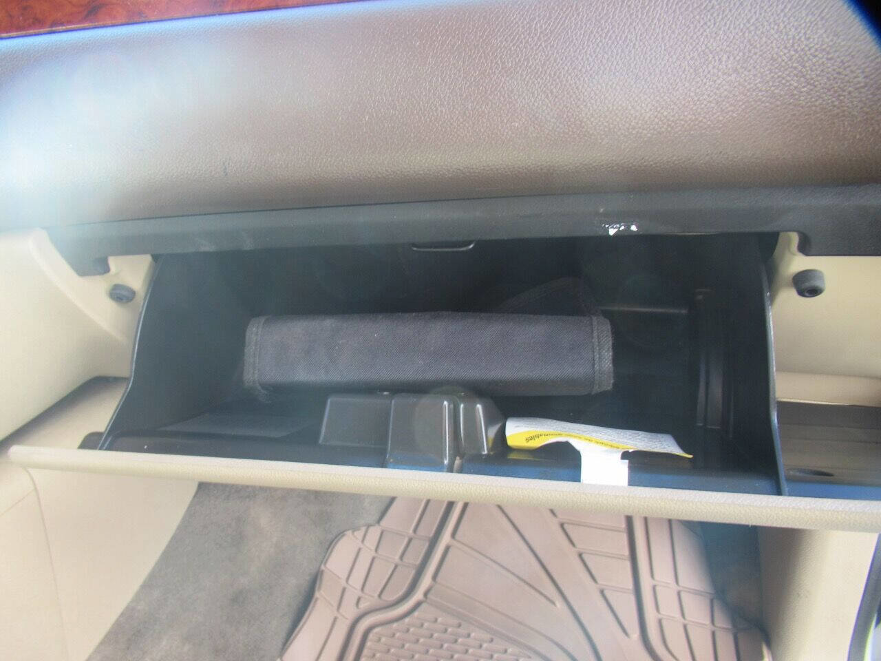 Used 2009 GMC Yukon 4WD Hybrid image 35