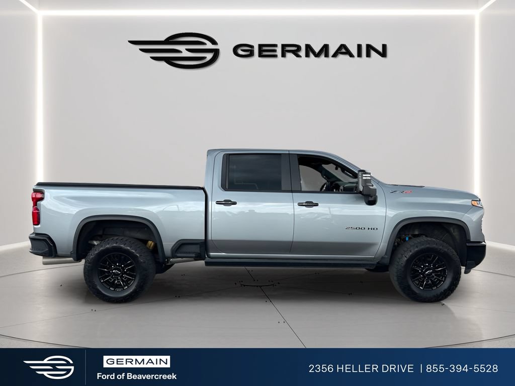 Used 2024 Chevrolet Silverado 2500 ZR2 AWD/4WD image 9