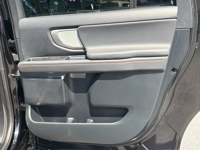 Used 2025 Ford Expedition Max Active RWD image 18