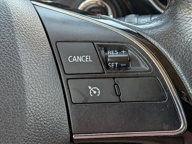 Used 2017 Mitsubishi Outlander SEL image 16