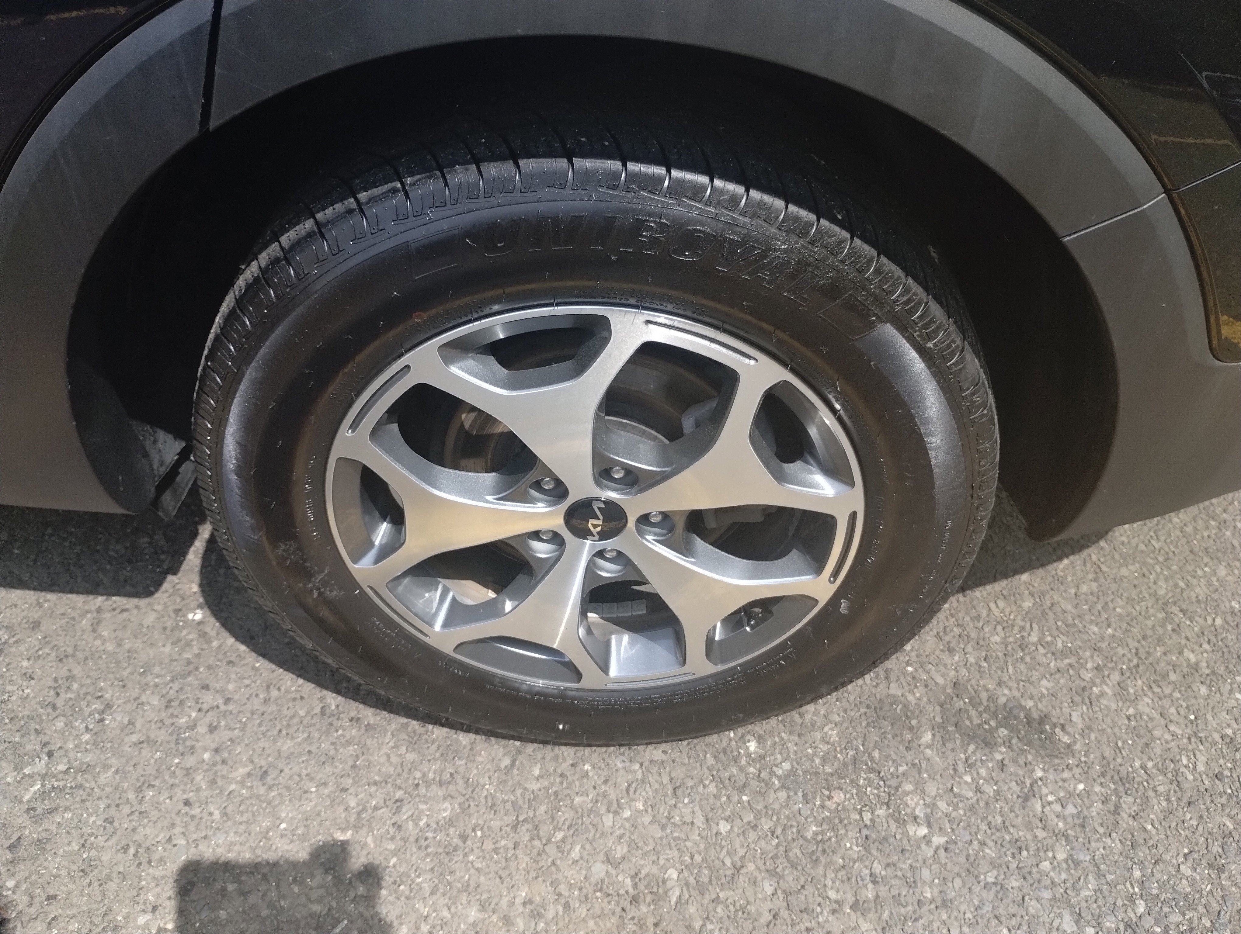 Used 2022 Kia Telluride EX image 23