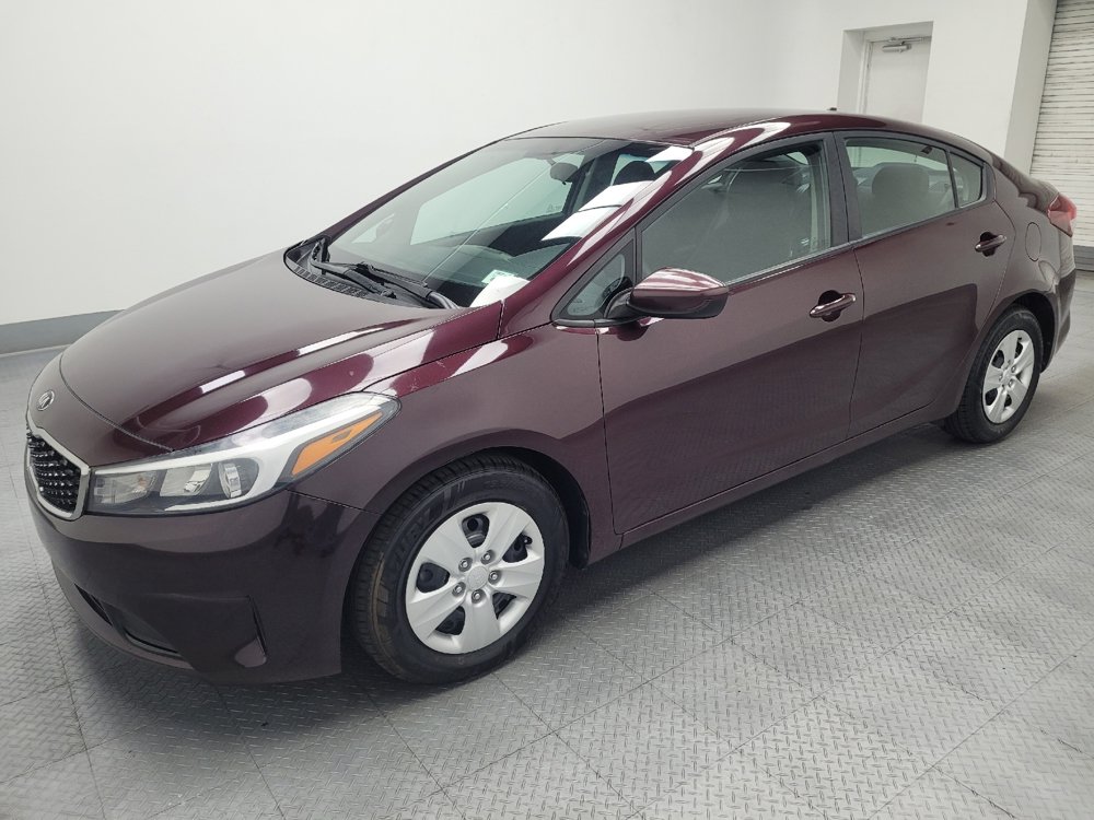 Used 2017 Kia Forte LX w/ LX Popular Package FWD image 2