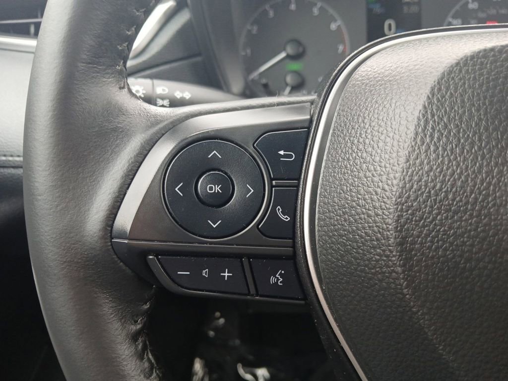 Used 2024 Toyota Corolla Cross AWD Hybrid image 16