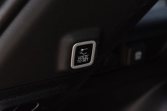 Used 2024 Jeep Grand Cherokee Altitude AWD/4WD image 27