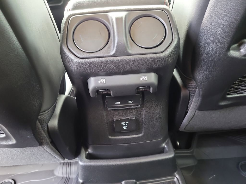 New 2026 Jeep Wrangler Rubicon w/ Xtreme 35 Tire Package image 13