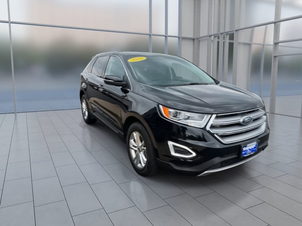 Used 2016 Ford Edge SEL w/ Equipment Group 201A AWD/4WD image 2