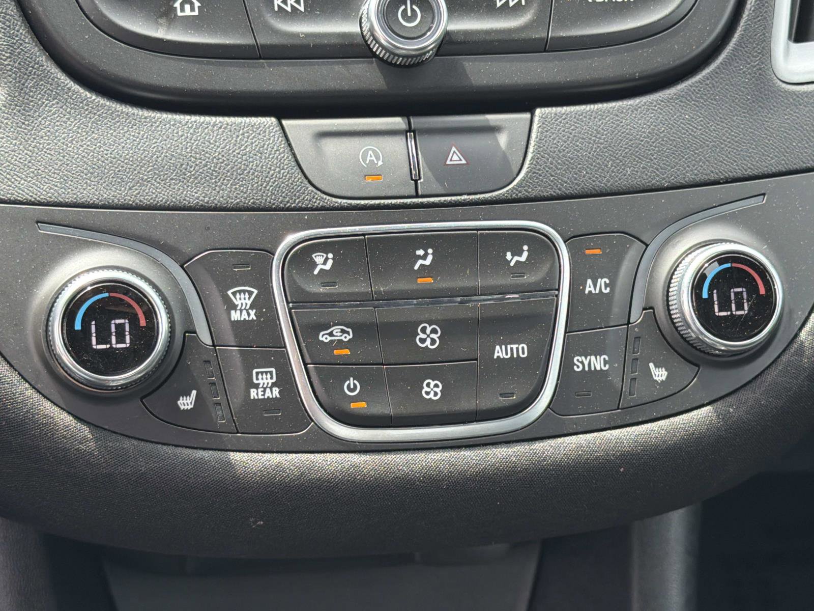 Used 2024 Chevrolet Malibu LT image 14