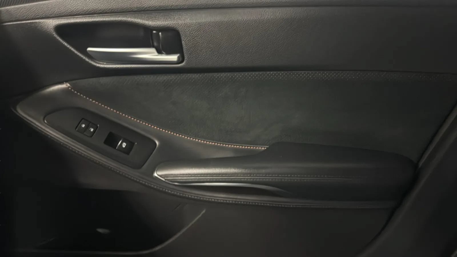 Used 2019 Toyota Avalon XSE w/ Carpet Mat Package FWD image 17