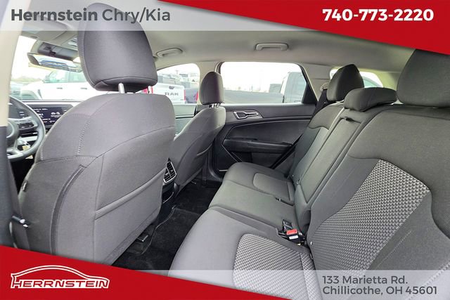 Used 2023 Kia Sportage LX image 23
