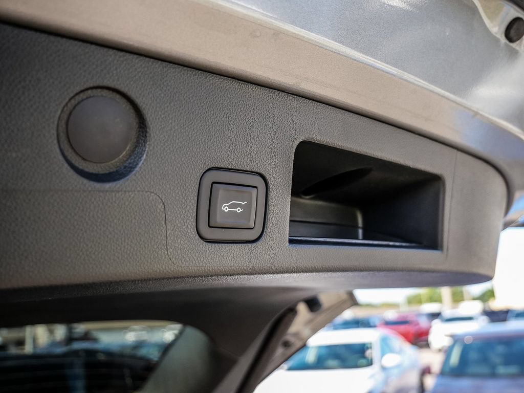 New 2027 Chevrolet Equinox RS w/ Safety and Technology Package FWD image 13