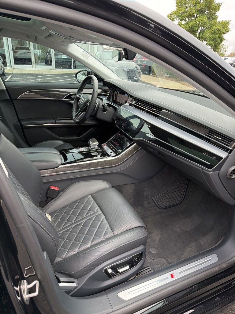 Certified 2022 Audi S8 image 18