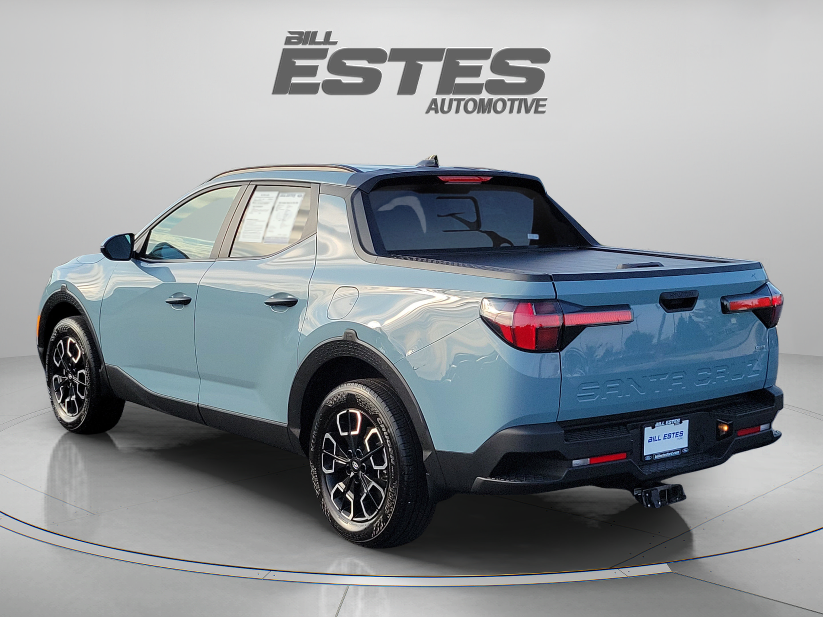 Used 2022 Hyundai Santa Cruz SEL w/ Activity Package AWD/4WD image 2