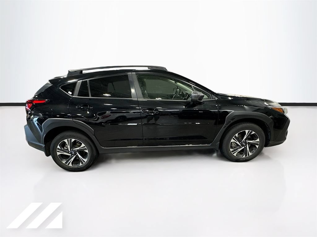 Used 2024 Subaru Crosstrek 2.5i Premium AWD/4WD image 4