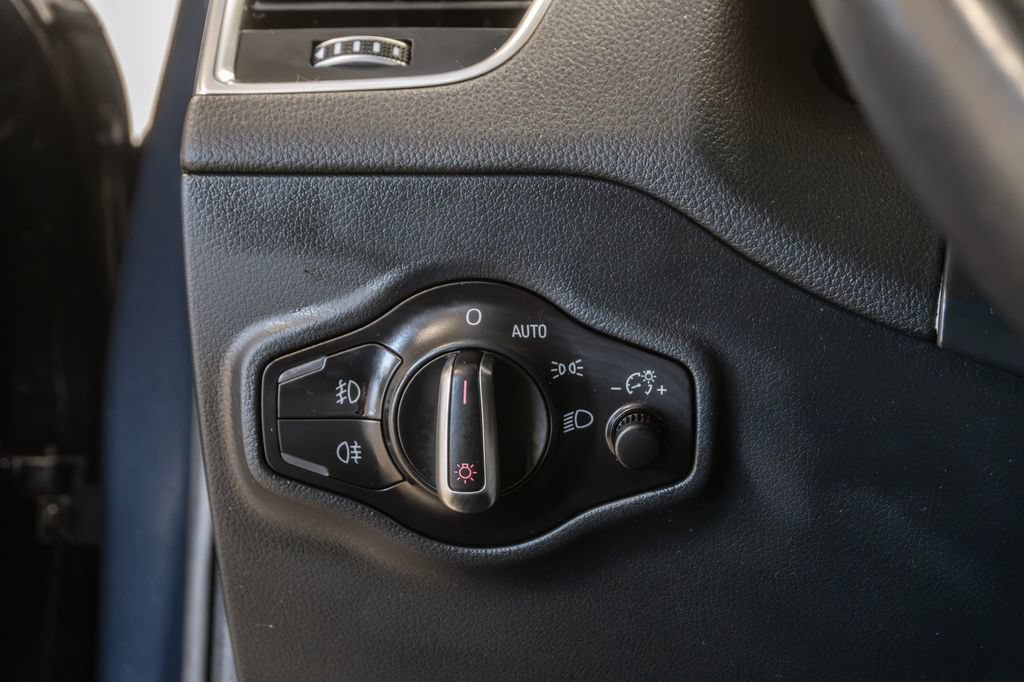 Used 2013 Audi Q5 2.0T Premium Plus AWD/4WD image 15