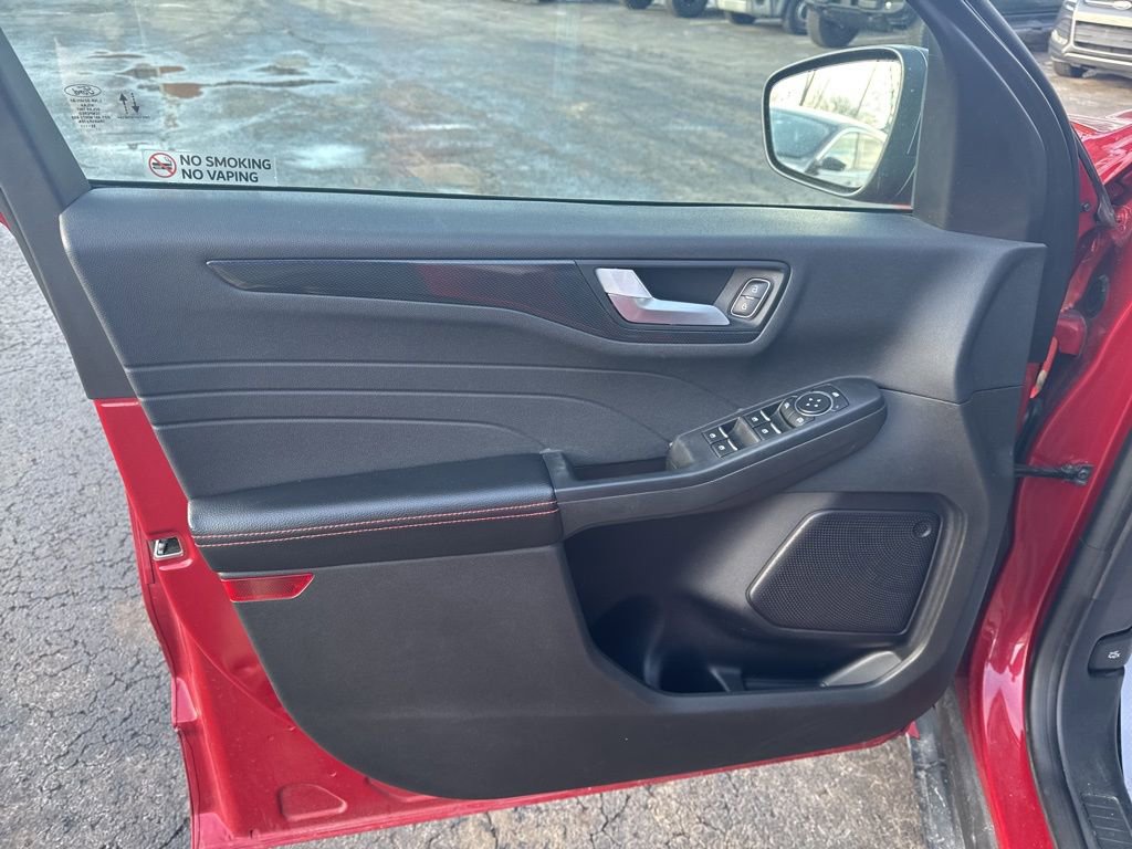 Certified 2023 Ford Escape ST-Line w/ Tech Pack #1 image 15