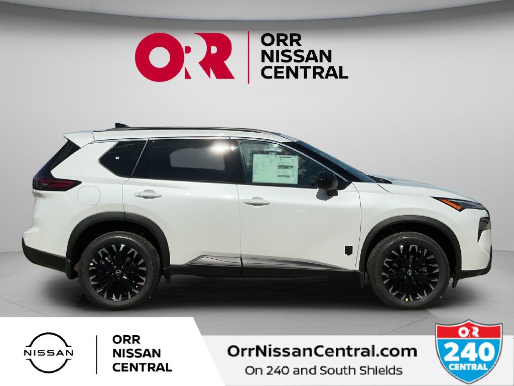 New 2027 Nissan Rogue Dark Armor FWD image 4