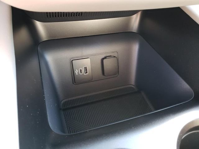 New 2026 Ford Explorer Active image 25