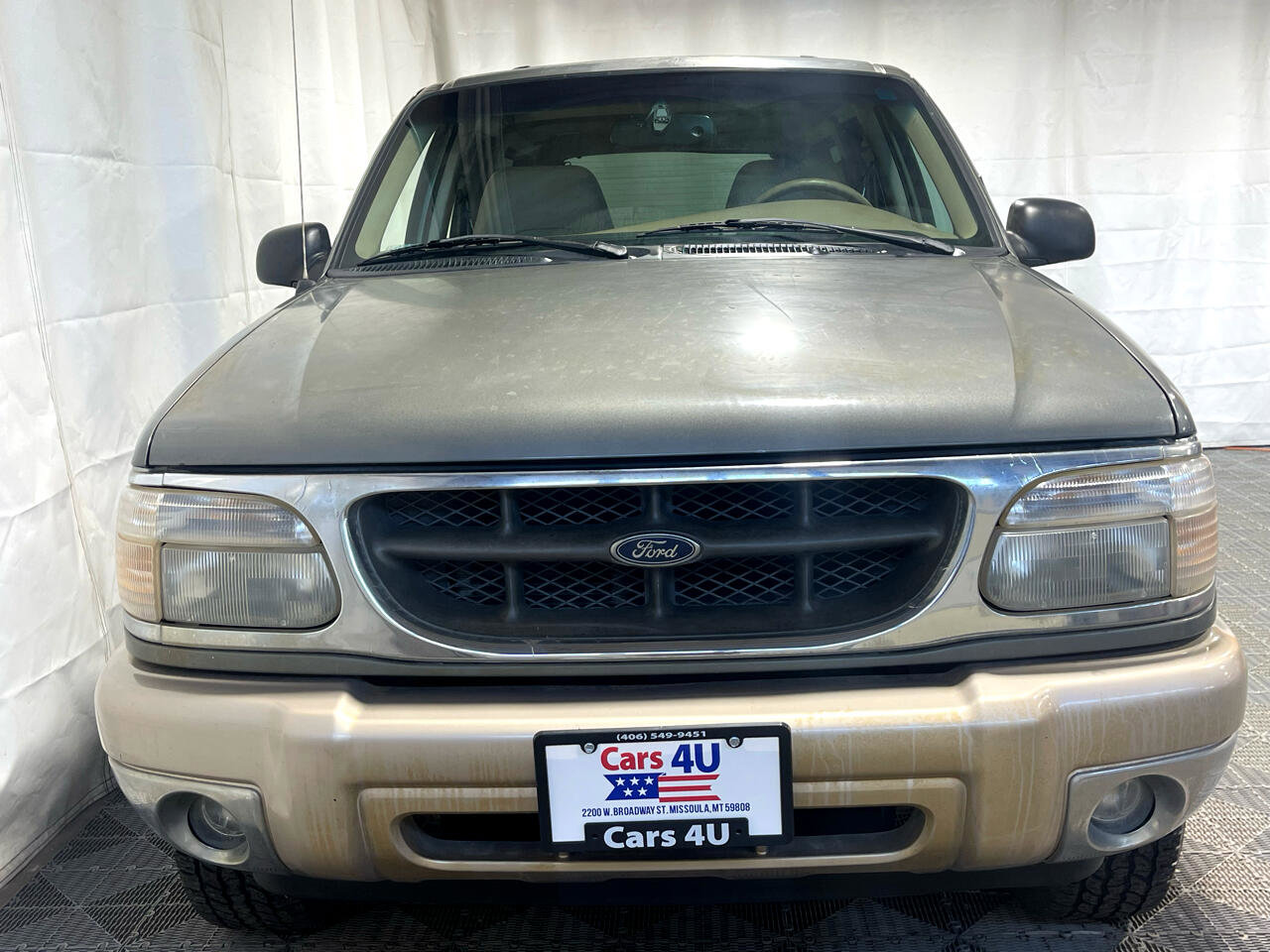 Used 2000 Ford Explorer Eddie Bauer image 2
